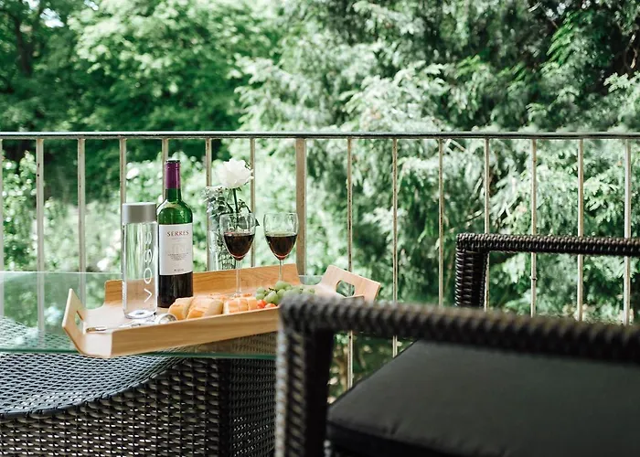 Kleines Zimmer An Der Ta Mit Balkon